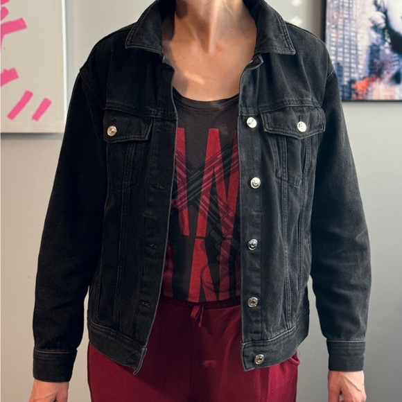 Divided black Jean jacket - Picture 9 of 12